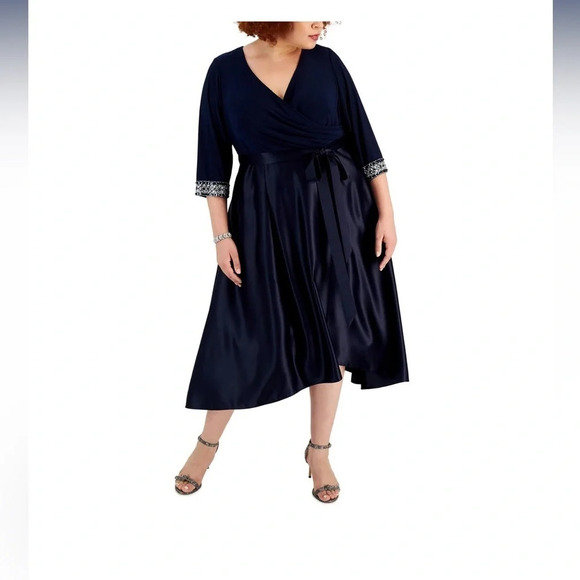 ALEX EVENINGS NWT WOMEN
SIZE 14W ELEGANT  NAVY FORMAL DRESS - Picture 1 of 12